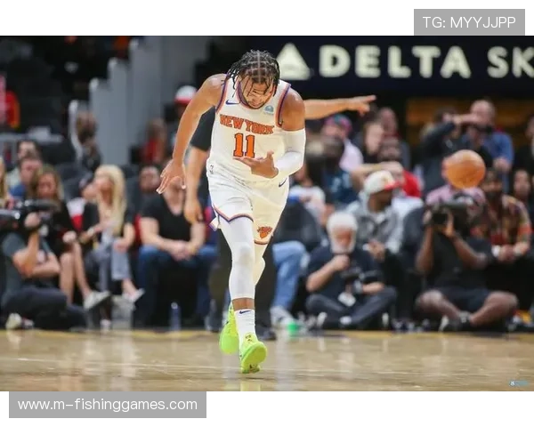 布伦森战旧主砍28分,赛后与独行侠前队友寒暄 布伦森战旧主砍28分,赛后与独行侠前队友寒暄